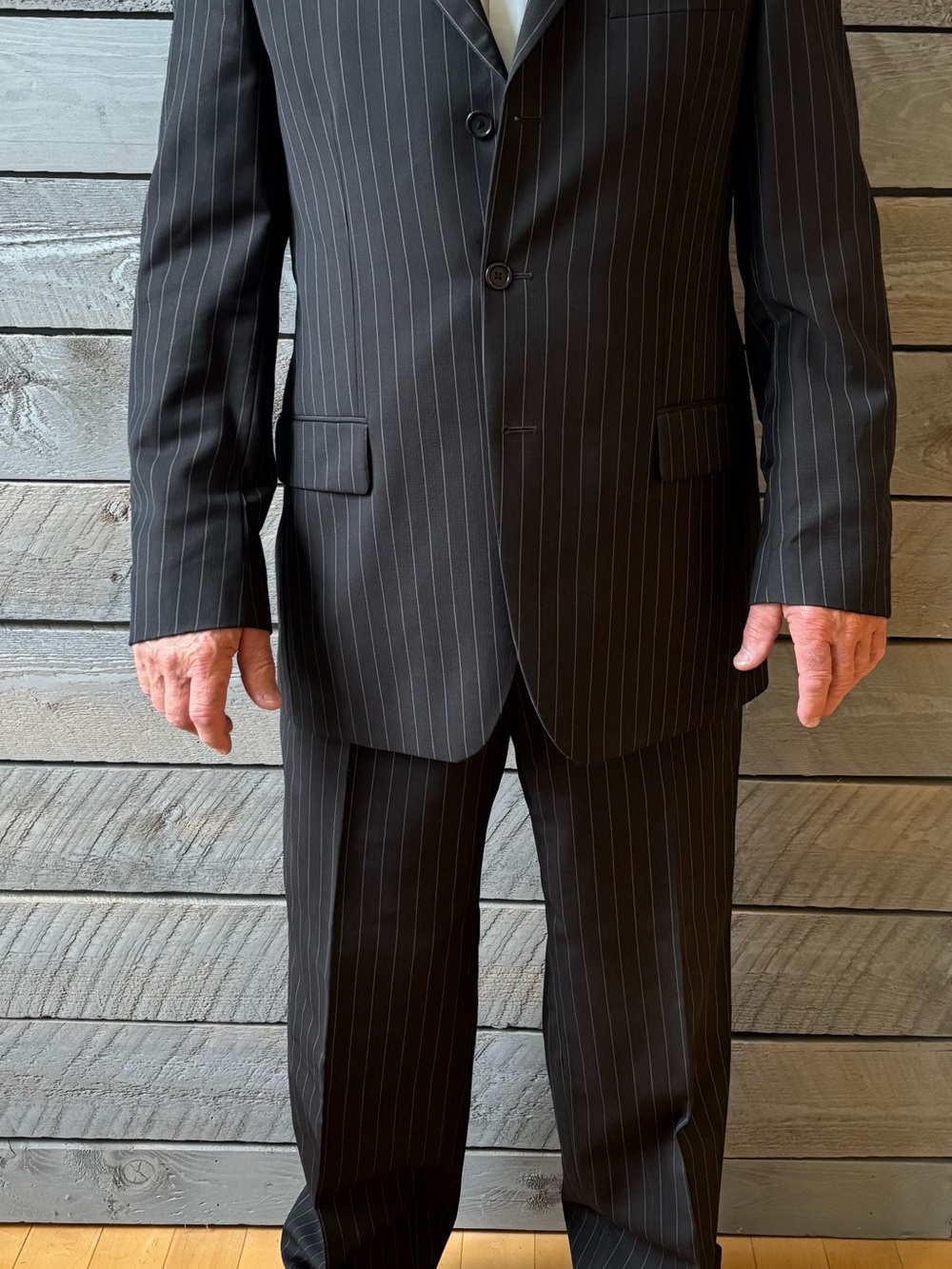 Men's Black Pinstripe Two-Piece Suit - Sleek Business Tailoring
